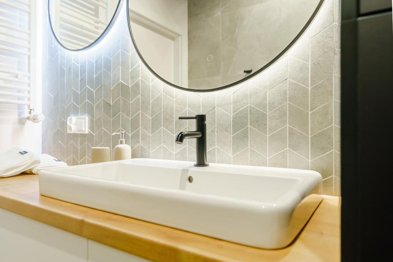 Apartamenty Lighthouse - Sauna & Fitness & Jacuzzi - Baltic Marina Residence Kolobrzeg Dış mekan fotoğraf